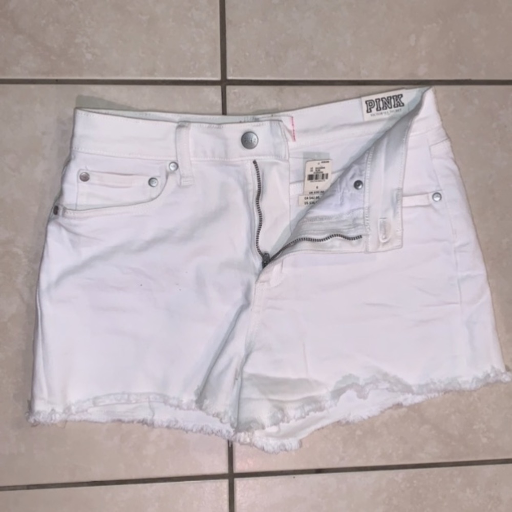 PINK VS High Waisted Cut-Off Shorts